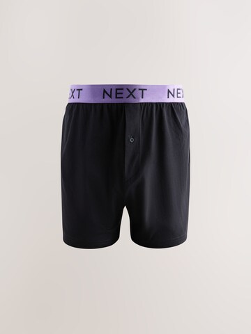 Boxeri de la Next pe negru