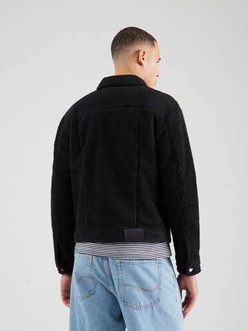 Tommy Jeans Jacke in Schwarz