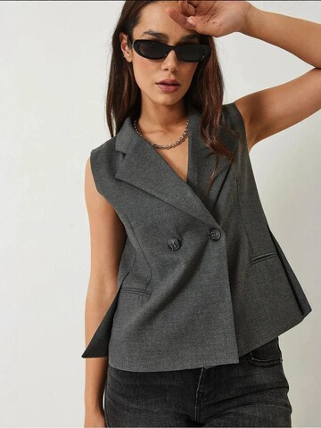 Gilet di Bianco Lucci in grigio