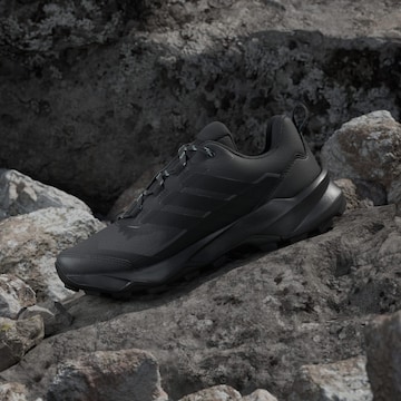 ADIDAS TERREX Półbuty 'Skychaser Ax5' w kolorze czarny