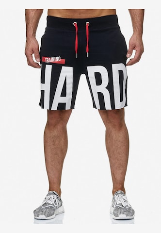 Redbridge Regular Shorts Honolulu Training Hard Print in Blau: predná strana