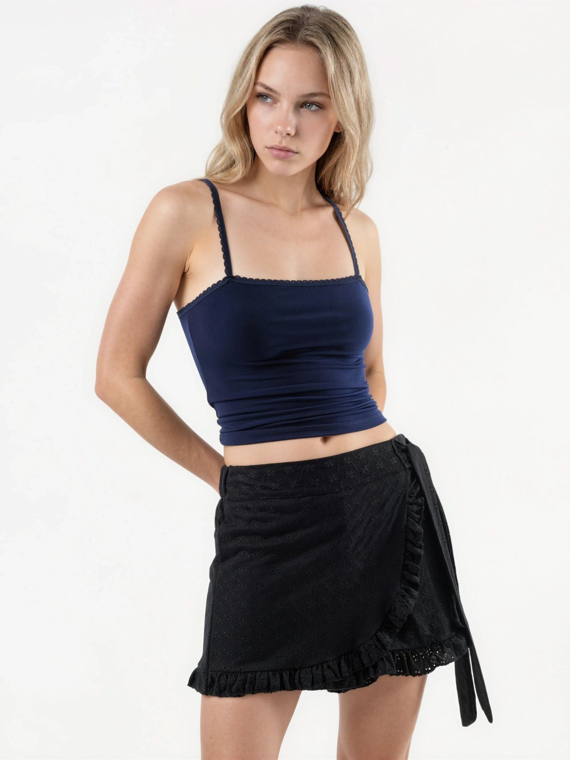 Busem Skirt in Black