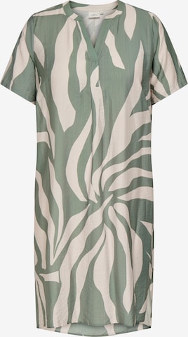 ONLY Carmakoma Kleid in Grün: Vorderseite