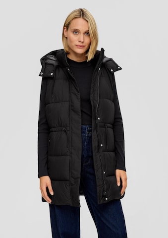 Gilet di s.Oliver in nero: frontale