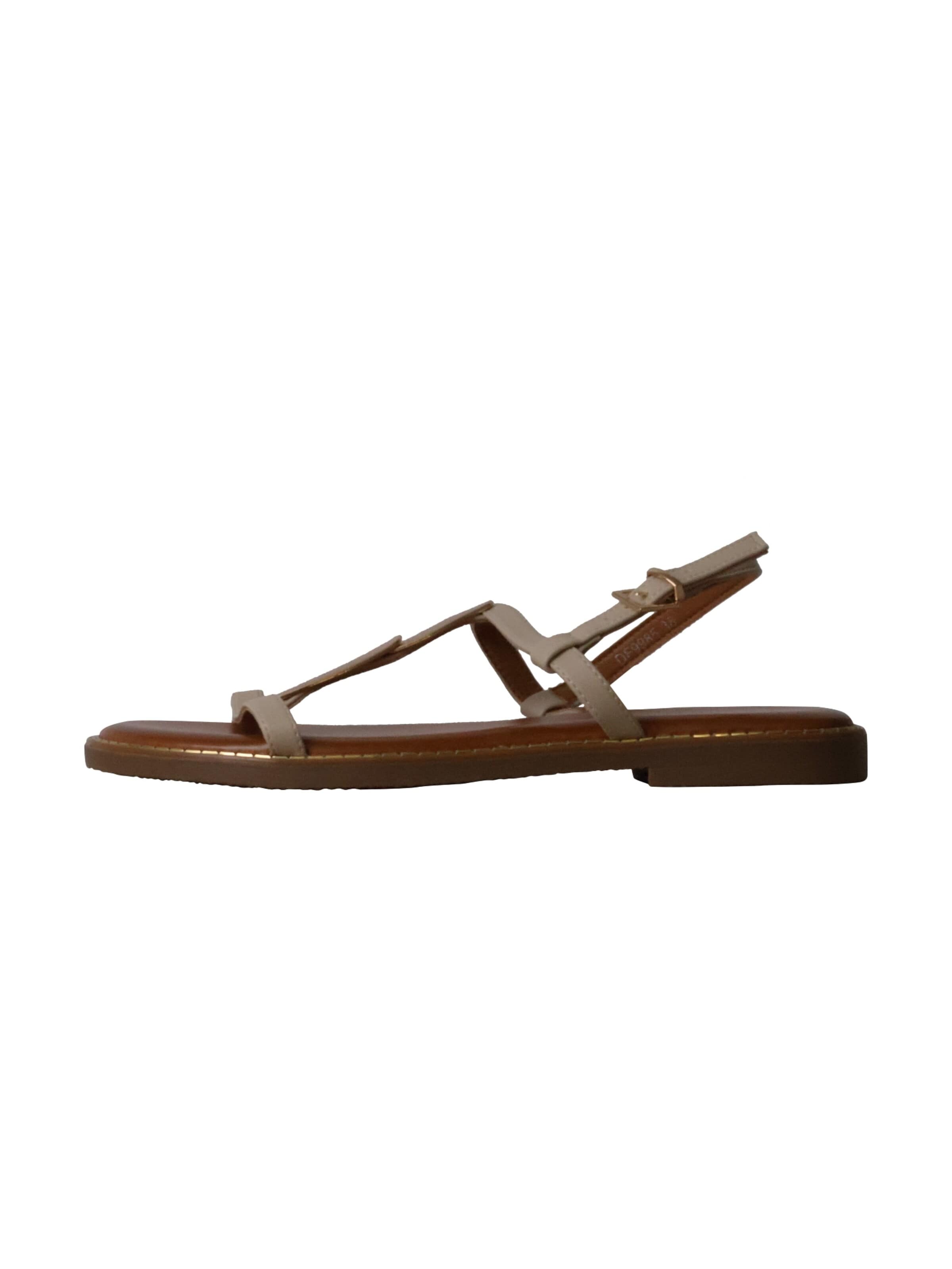 Sandales 'Flache Riemchensandalen von Loevah Paris' Super Mode en beige : devant