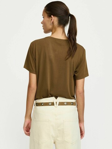 Soft Rebels - Top ' Ella ' en marrón: atrás