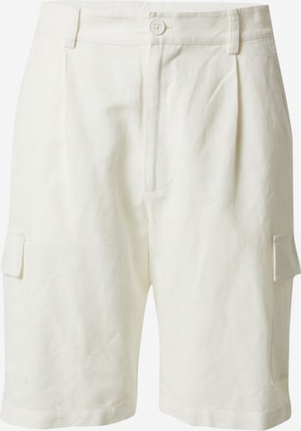 DAN FOX APPAREL Regular Cargo Pants 'Pascal' in White: front