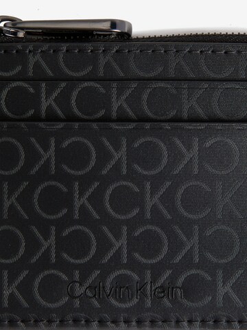 Calvin Klein - Estuche en negro