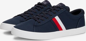 TOMMY HILFIGER Низкие кроссовки в Синий