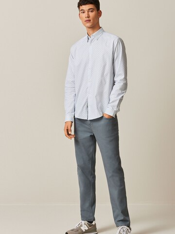 Coupe regular Chemise Next en blanc