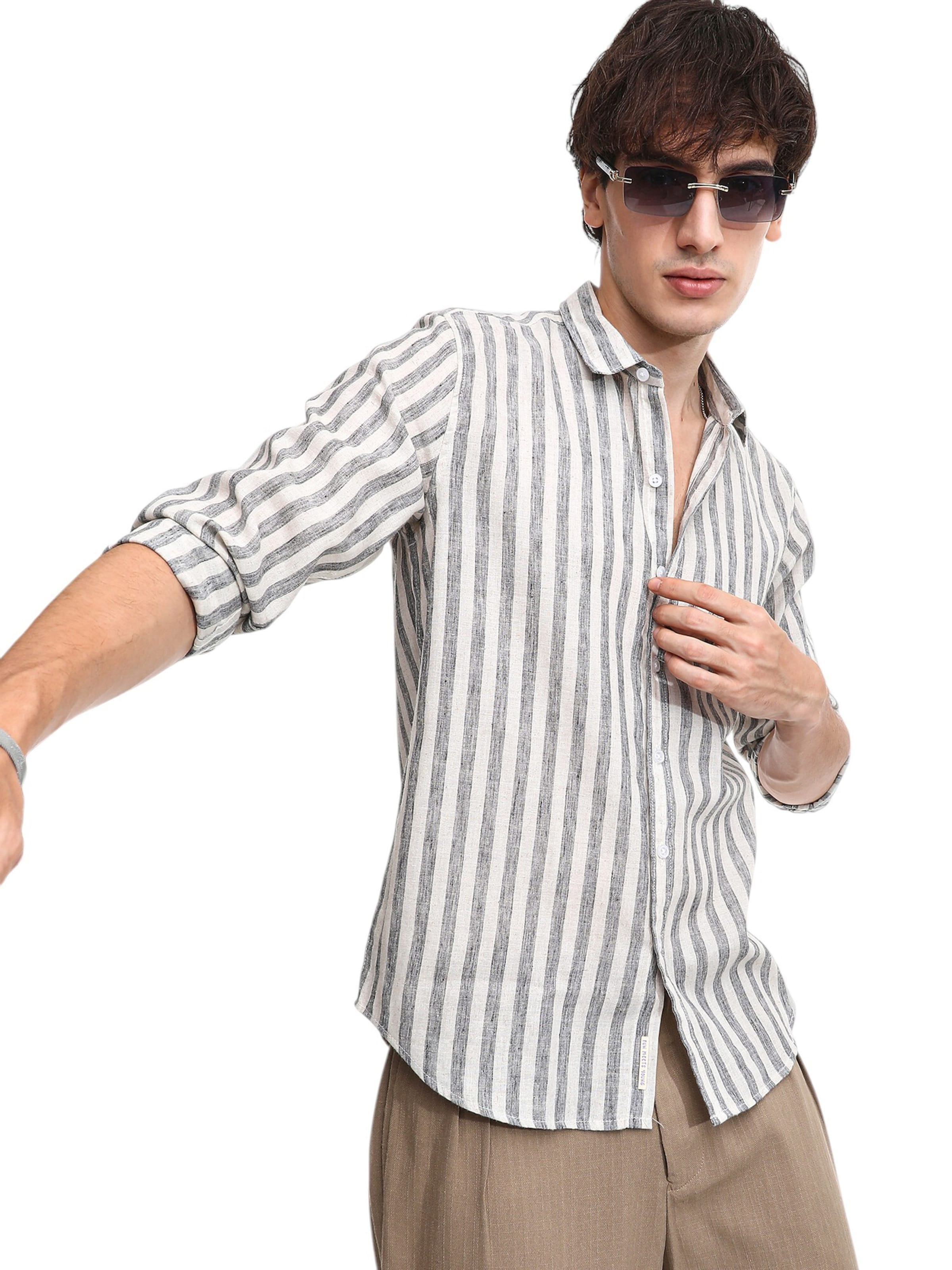 Campus Sutra Shirt 'Titty' in Grey