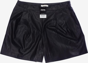 VILA Shorts in XXL in Black: front