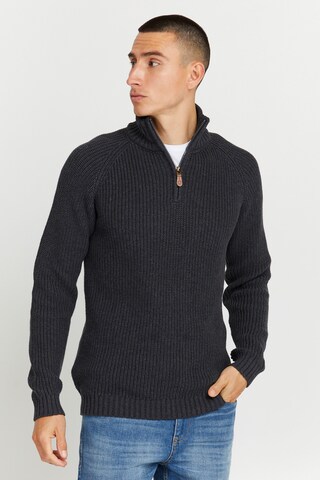 Pull-over 'Xenox' !Solid en gris : devant