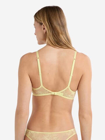 ETAM T-shirt Bra 'Plume' in Yellow