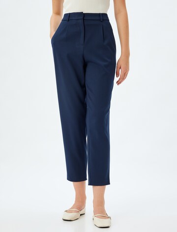 Koton Regular Pleat-front trousers in Blue: front