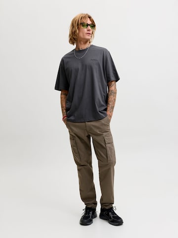 JACK & JONES Bluser & t-shirts 'JJEARCHIVE' i grå