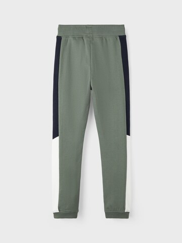 NAME IT Regular Hose 'Treni' in Grün