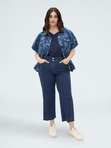 Fiorella Rubino Tapered Jeans in Blue