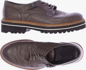 LLOYD Flats & Loafers in 37 in Brown: front