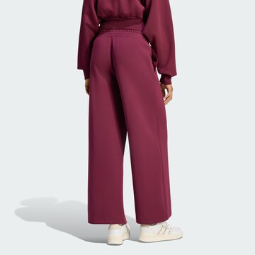 ADIDAS SPORTSWEAR - Pierna ancha Pantalón deportivo 'Soft Lux' en rojo