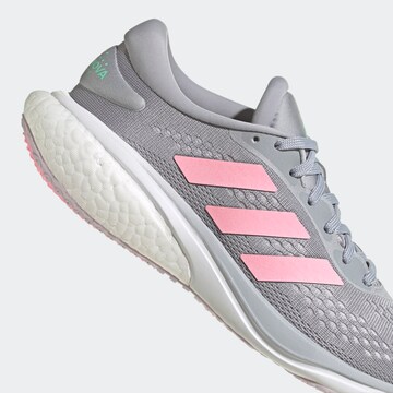 ADIDAS PERFORMANCE - Sapatilha de corrida 'Supernova 2.0' em cinzento