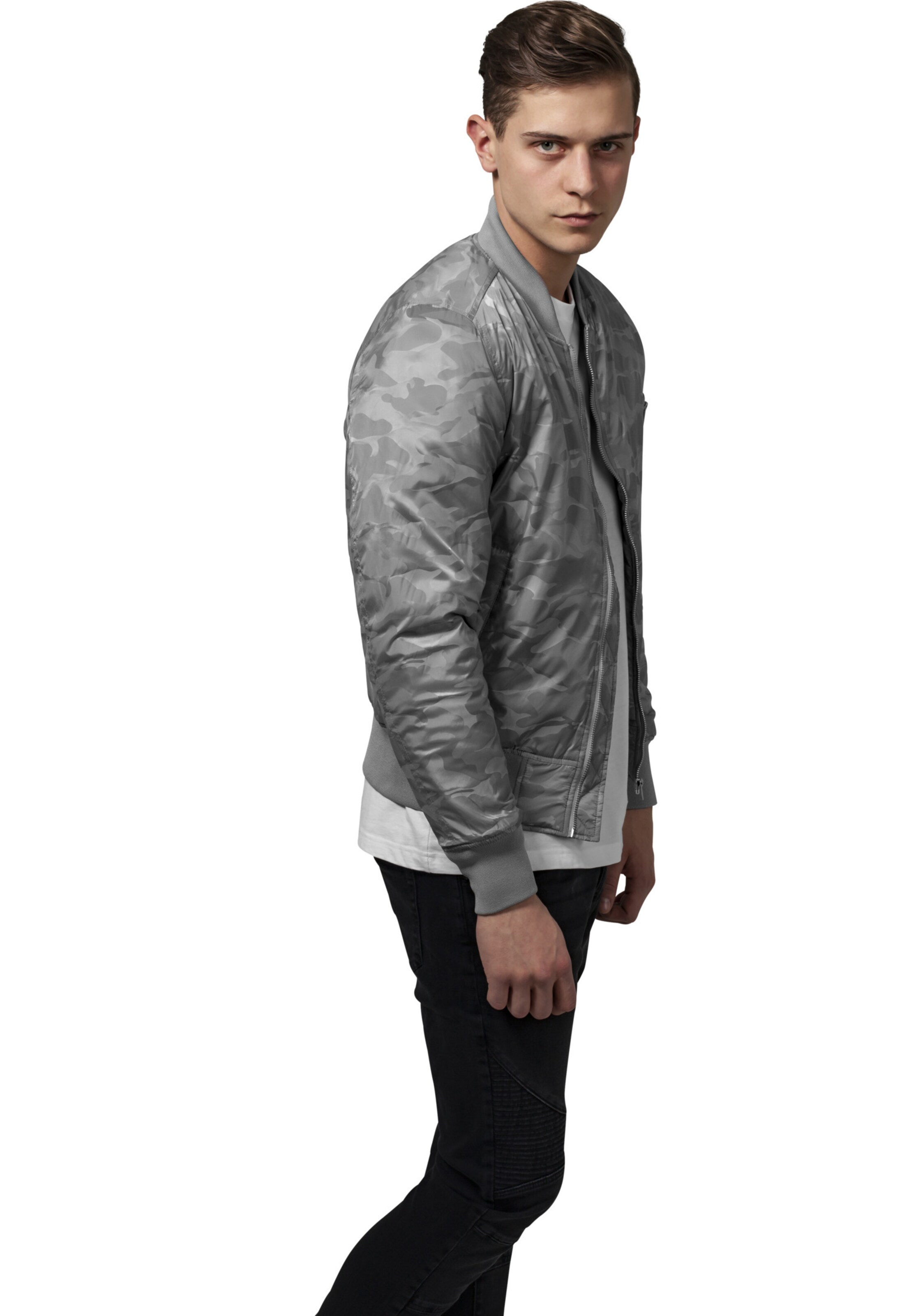 Urban Classics Overgangsjakke i grå