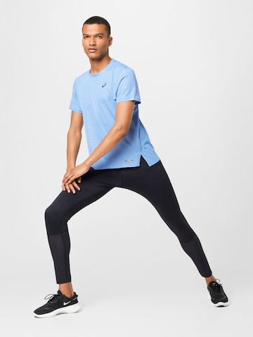 Skinny Pantaloni sportivi di 4F in nero