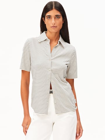 ARMEDANGELS Blouse in Beige: front