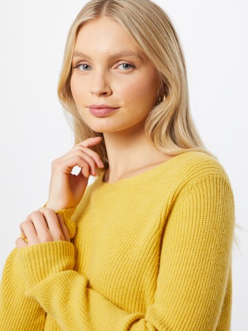 TOM TAILOR Sweater in Yellow