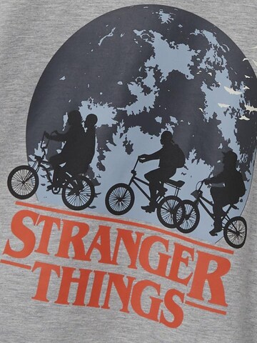 NAME IT Sweatshirt 'Stranger Things' in Grijs