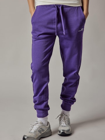 Pantaloni di OWN Off With Nature in lilla: frontale