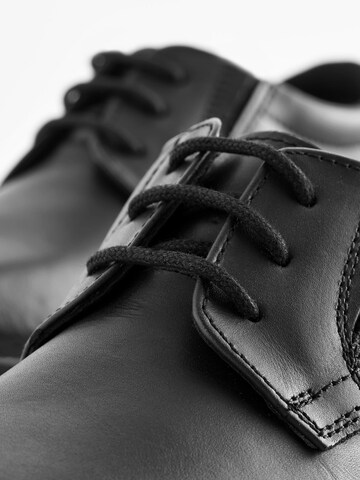 Chaussure basse Next en noir