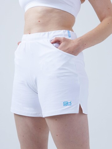 SPORTKIND Loosefit Sportbroek 'Bermuda Shorts' in Wit