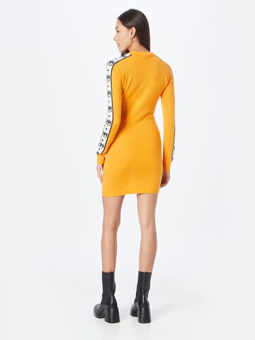 Chiara Ferragni Gebreide jurk 'VESTITI' in Oranje