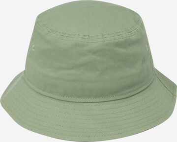 NEW ERA Hat in Green