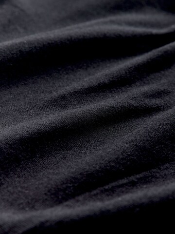 Next Тениска в черно