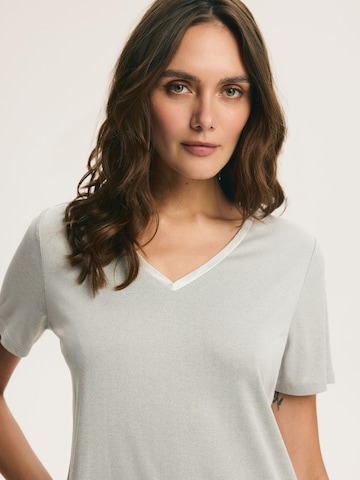 ESOTIQ - Camiseta de noche 'Koszula nocna typu t-shirt DOVE Esotiq | szary XL' en gris