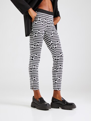 Marc Cain Slimfit Hose in Schwarz: Vorderseite