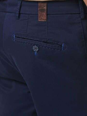 Coupe slim Pantalon chino 'Lupus' MMX Germany en bleu