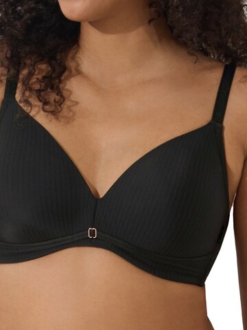 Lisca T-shirt Bra 'Laura' in Black