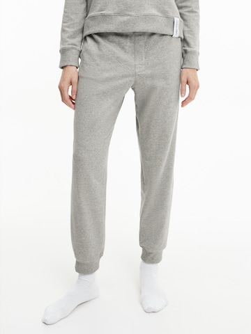 Calvin Klein Underwear - Pantalón de pijama en gris: frente