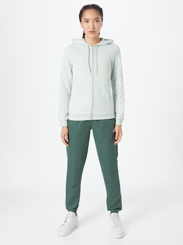 zaļš ADIDAS SPORTSWEAR Treniņtērps 'Essentials Logo French Terry': no priekšpuses