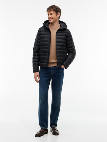 TOMMY HILFIGER - Chaqueta de entretiempo en negro