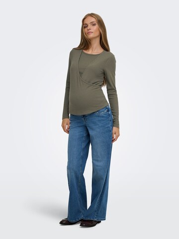 Only Maternity Top 'OLMKAILA' in Grün
