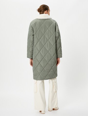 Koton Mantel in Grün