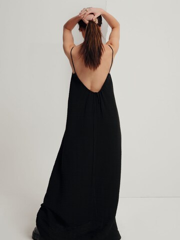 A LOT LESS Dress 'Ilona' in Black