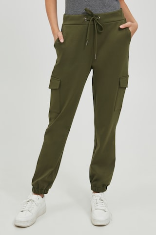 Oxmo Tapered Cargobroek 'Henni' in Groen: voorkant