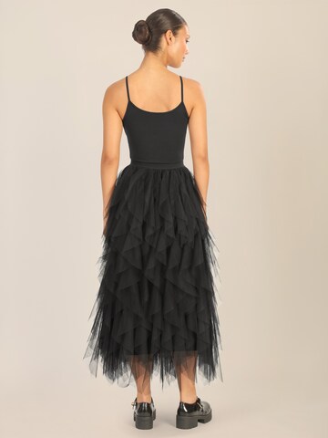 APART Skirt in Black