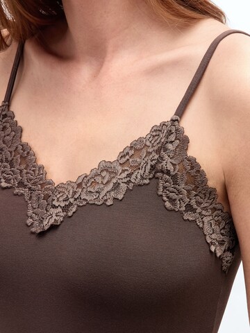 INTIMISSIMI Undershirt 'PRETTY FLOWERS' in Brown