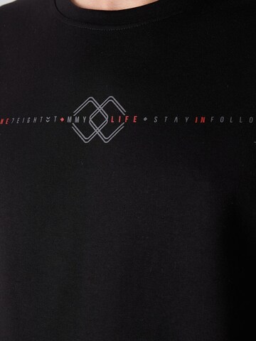 Tommy Life Shirt in Black